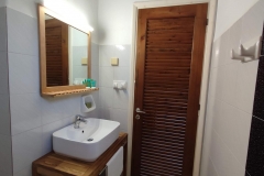 Repose Roda Apartment Corfu Bathroom 2